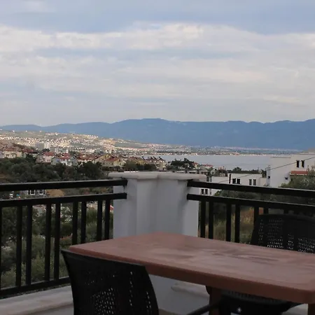 Ladies Beach - Poolside Detached - 4 Floor - 5 Bedroom - Sea View Kusadasi